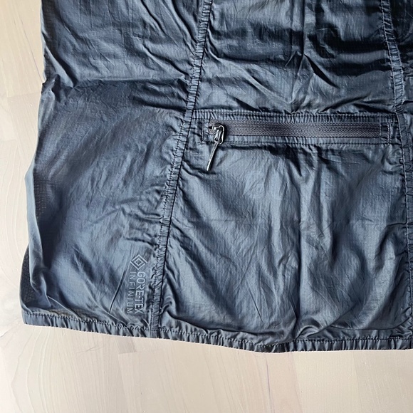 Gore Windstopper lightweight vest - Picture 3 of 8